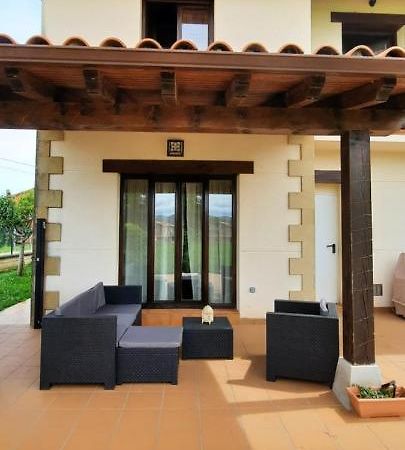 Casa En Sobarzo, Junto Al Parque De Cabarceno Villa Buitenkant foto