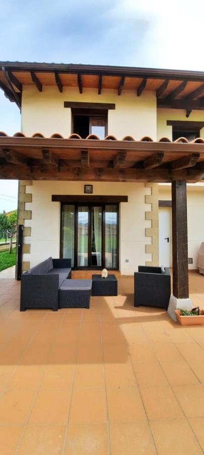 Casa En Sobarzo, Junto Al Parque De Cabarceno Villa Buitenkant foto