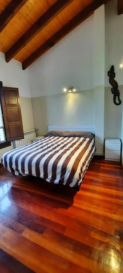 Casa En Sobarzo, Junto Al Parque De Cabarceno Villa Buitenkant foto