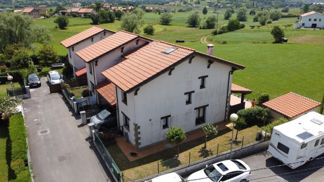 Casa En Sobarzo, Junto Al Parque De Cabarceno Villa Buitenkant foto